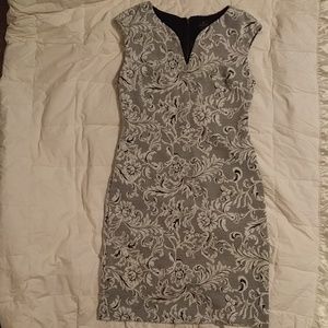 Short sleeve floral dress